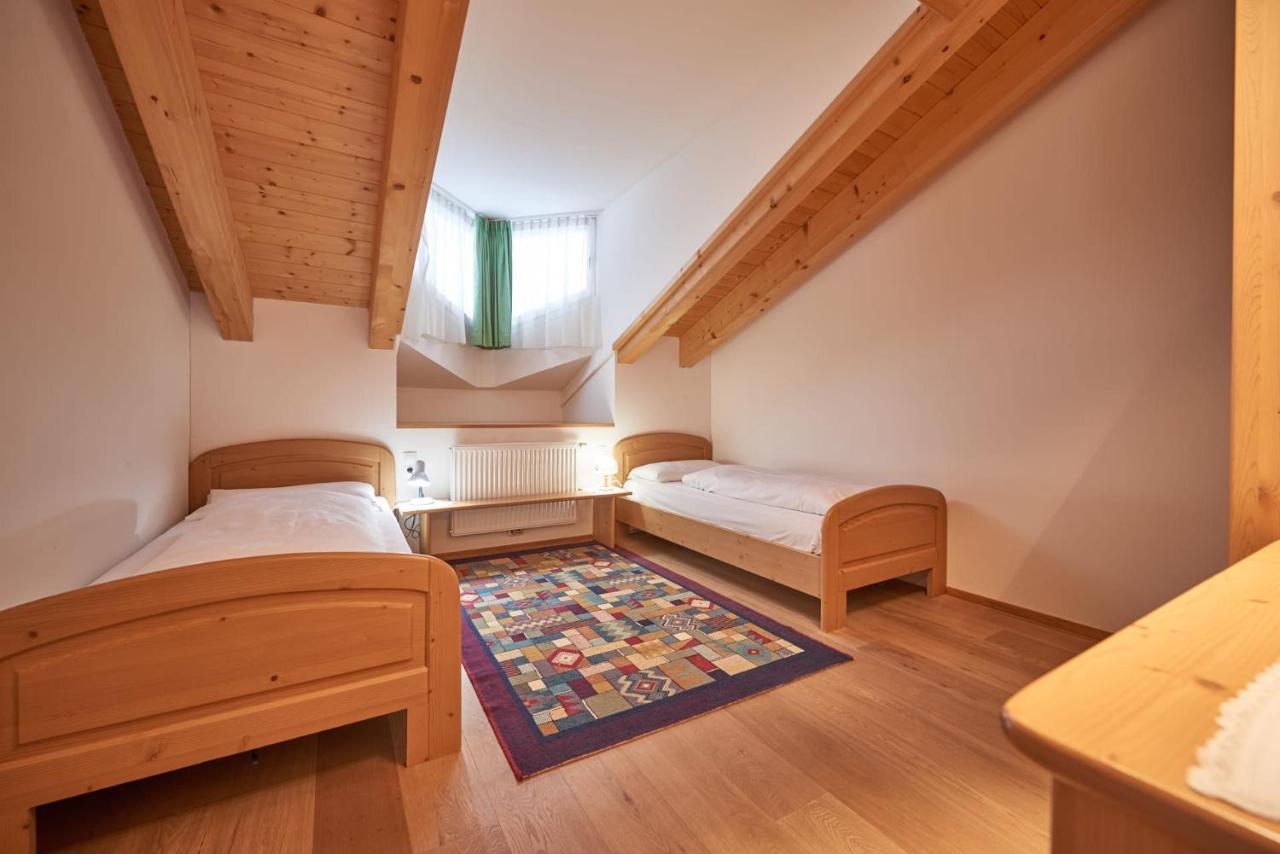 Hotel Schoenblick セスト エクステリア 写真